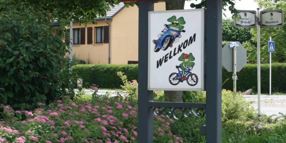 Hotel Restaurant Braas Esch-sur-Sûre 외부 사진